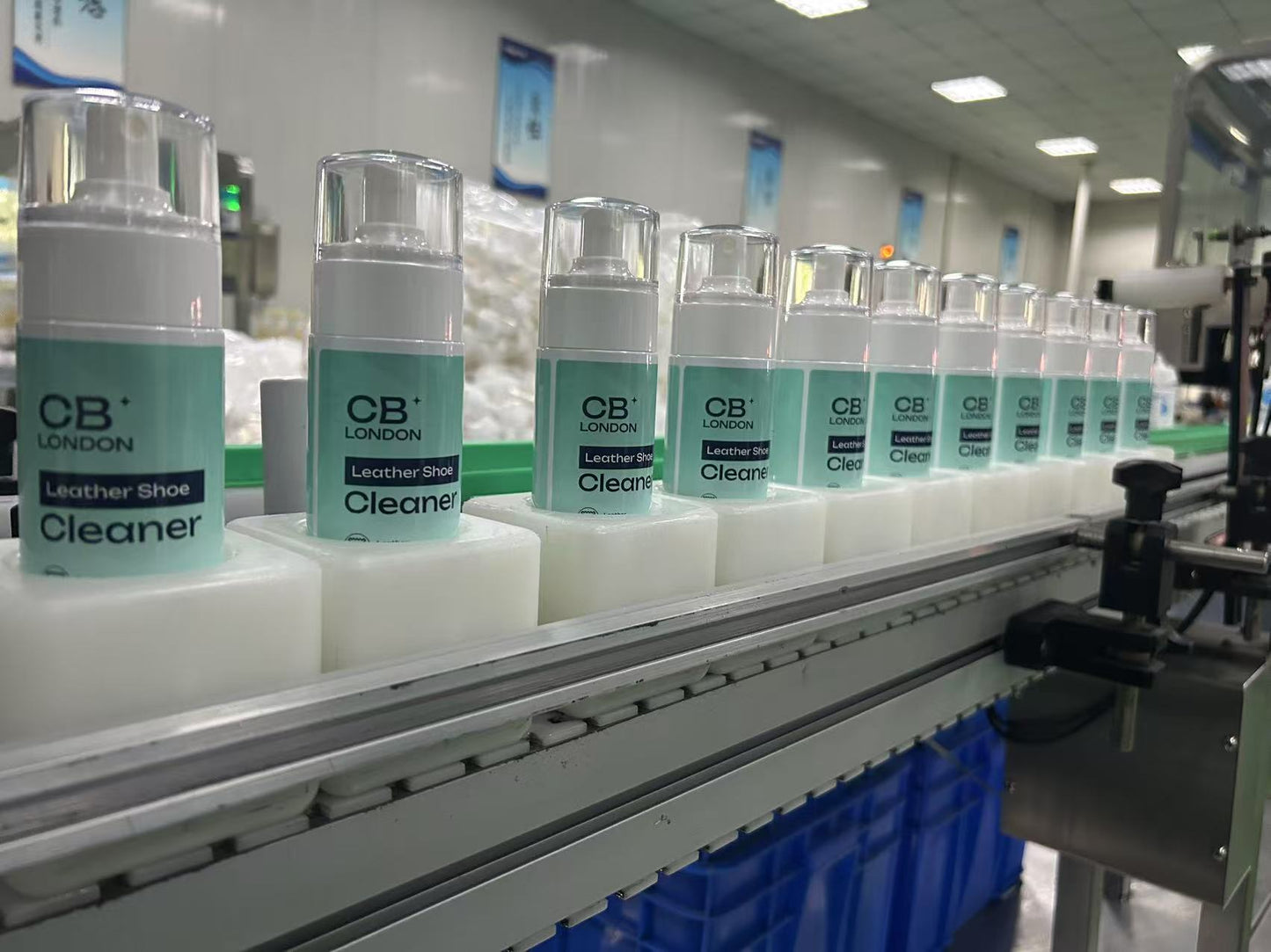 Leather shoe cleaning lotion